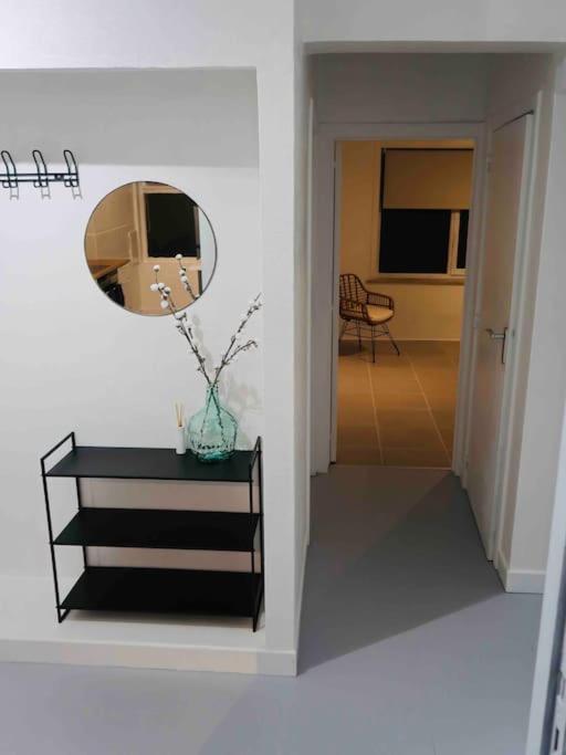 Ground Floor Apartment/wi-fi+free Parking